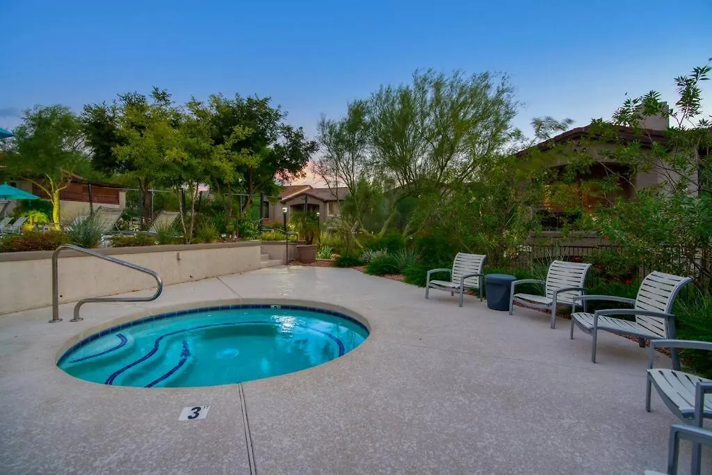 Modern 2-Br Condo Near West Gate Scottsdale 0*,