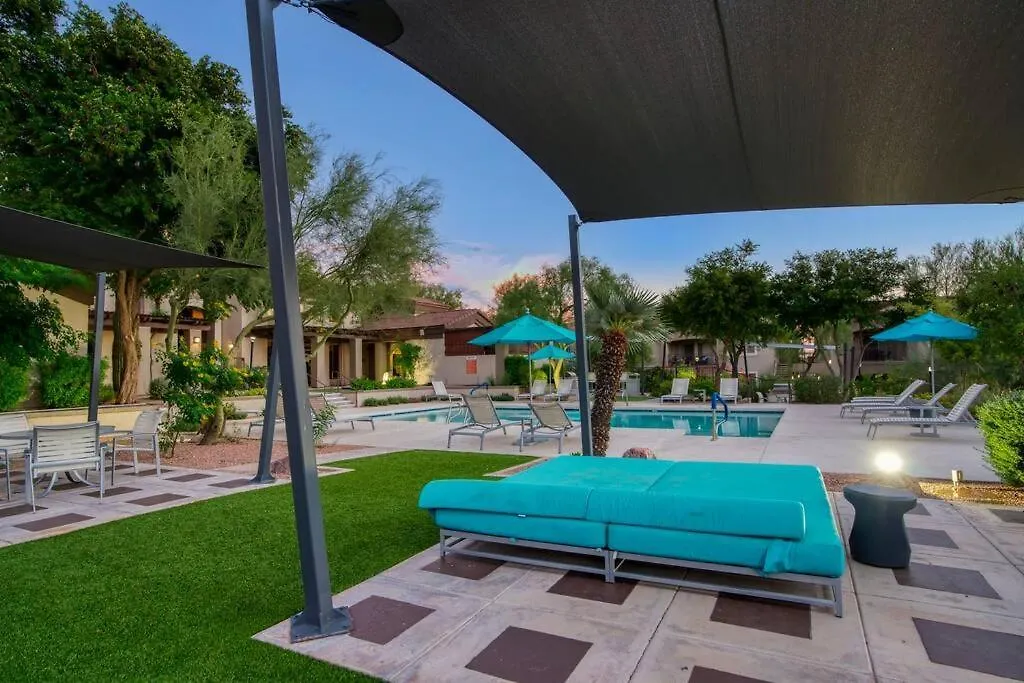 Modern 2-Br Condo Near West Gate Scottsdale 0*,  Amerikai Egyesült Államok